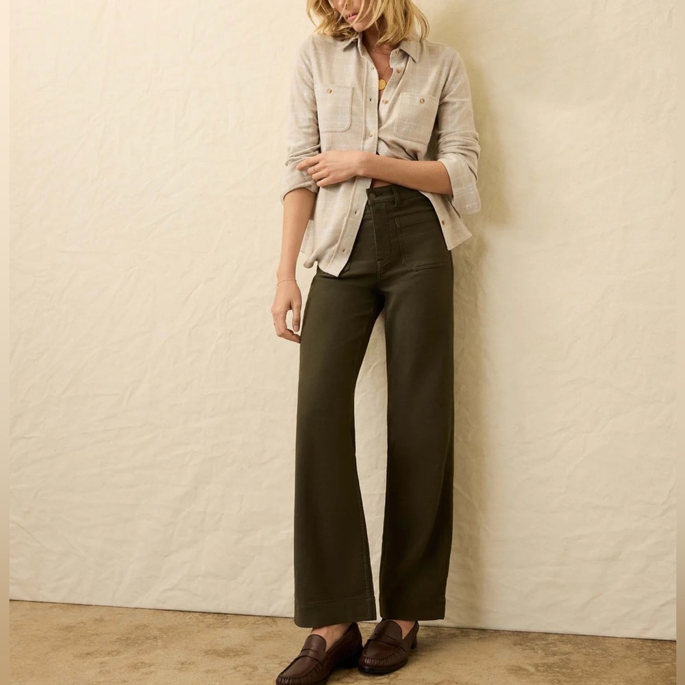 NWOT Stretch Patch Pocket Pant Olive